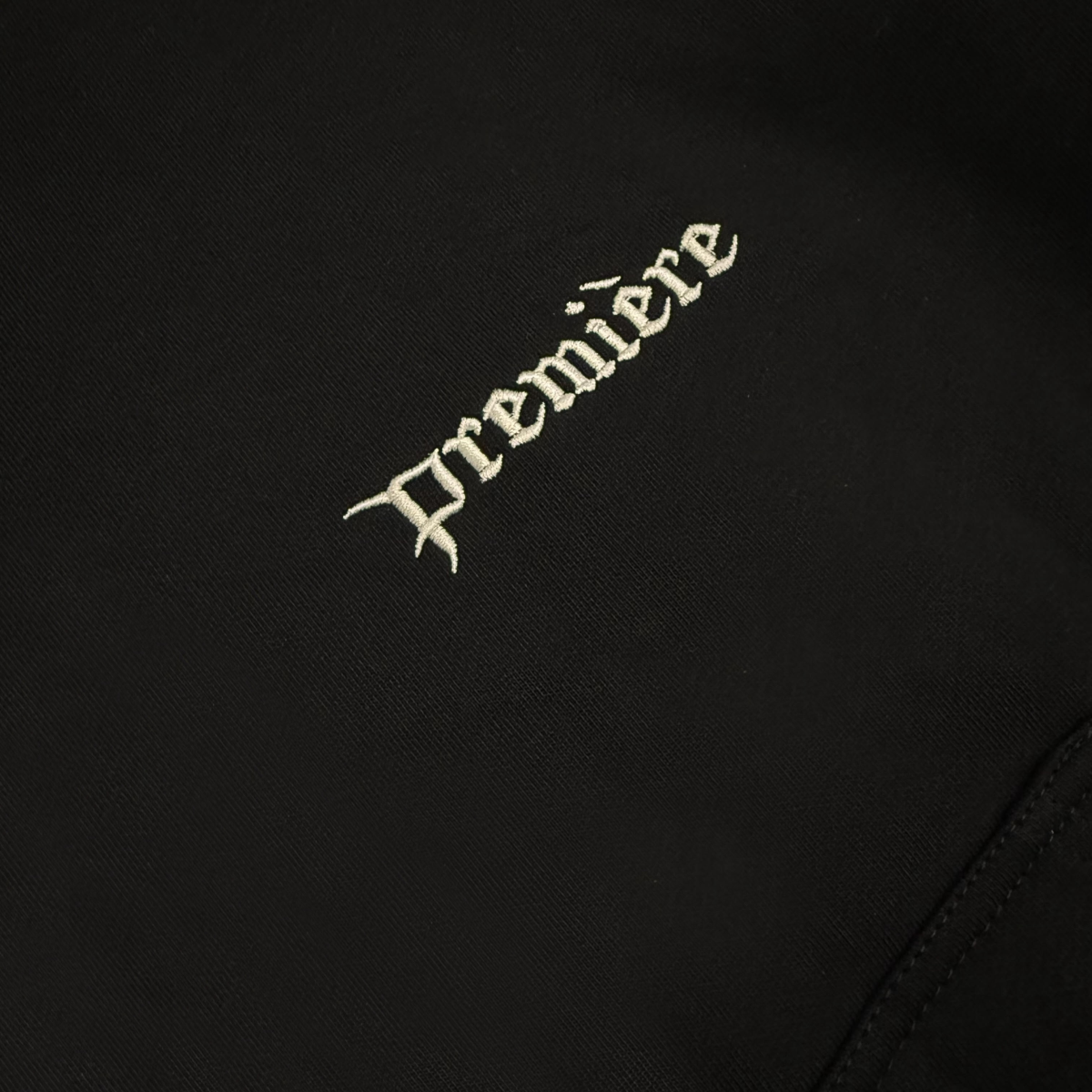 LOGO ZIP HOODIE BLACK