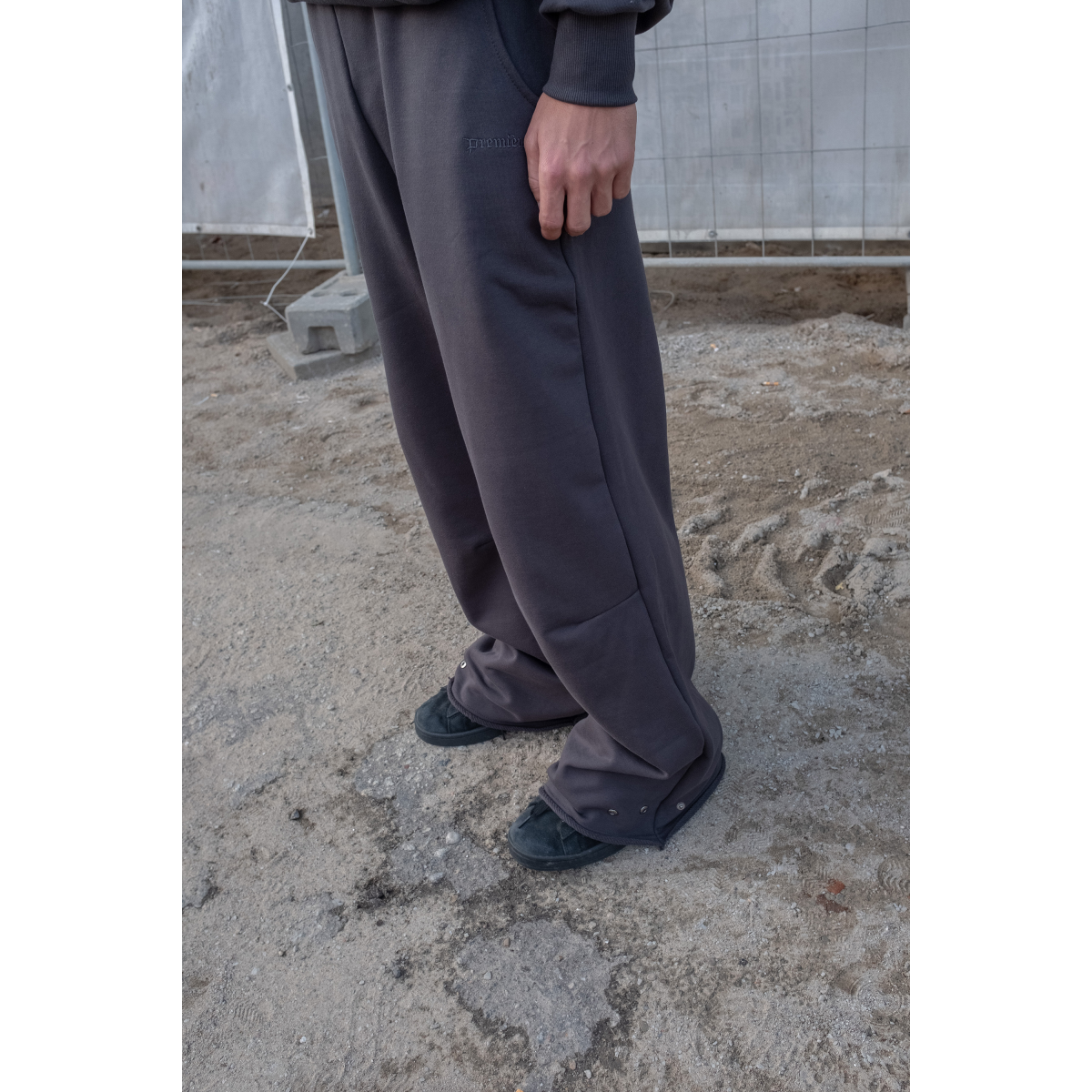 BASIC SWEATPANTS VINTAGE BLACK