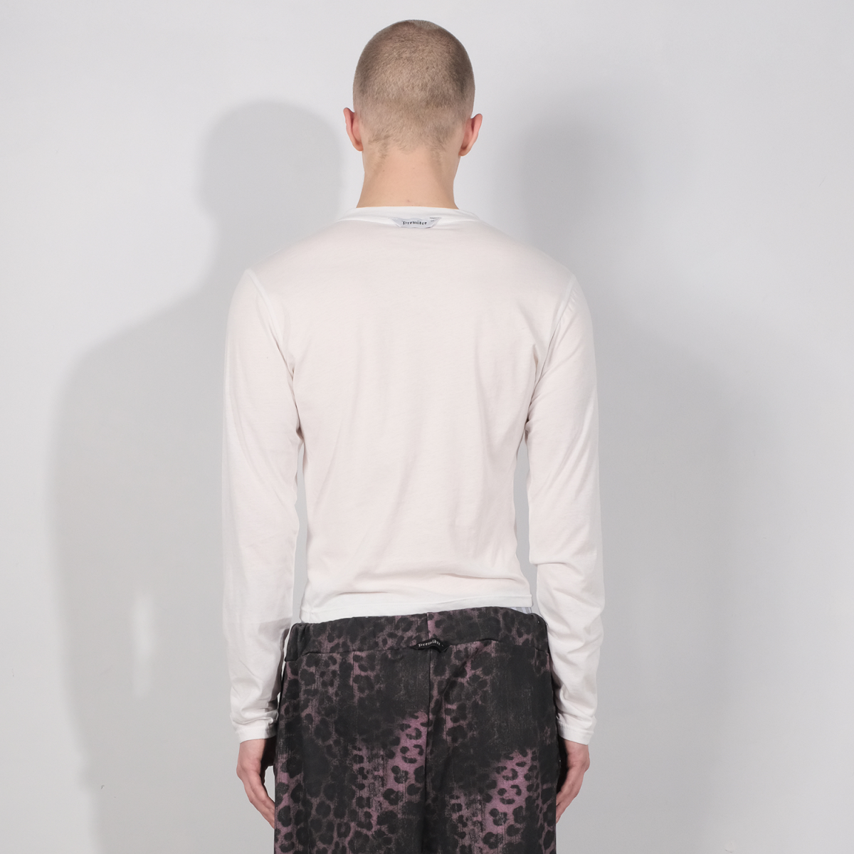 MIST LONGSLEEVE OFF-WHITE