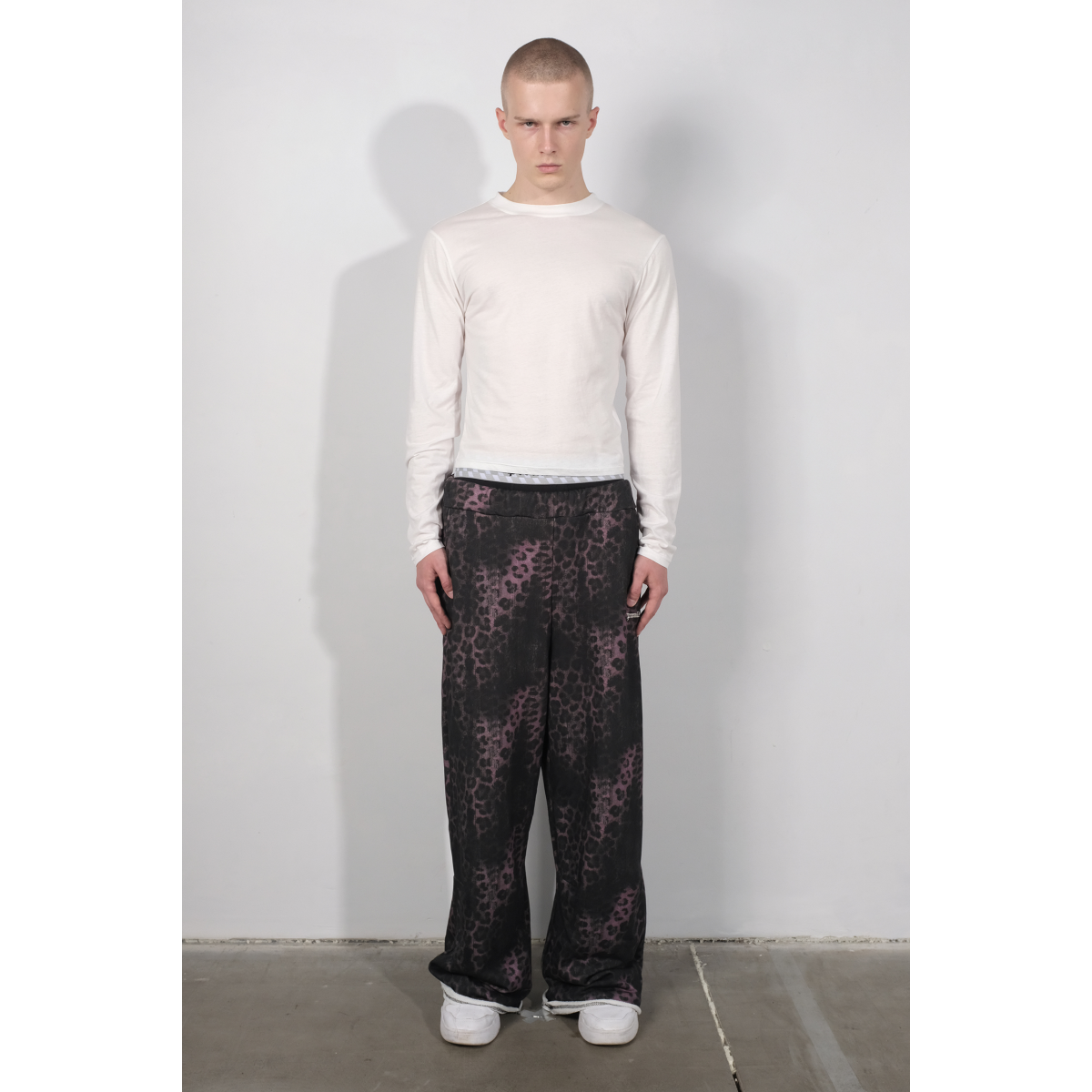 MIST LONGSLEEVE OFF-WHITE