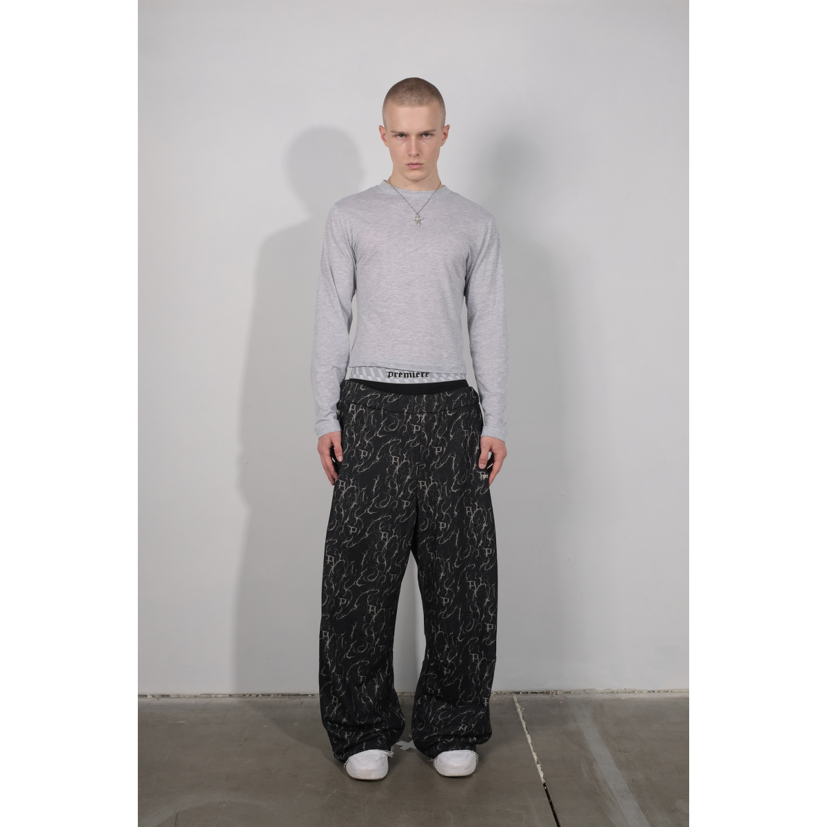 MIST LONGSLEEVE GREY